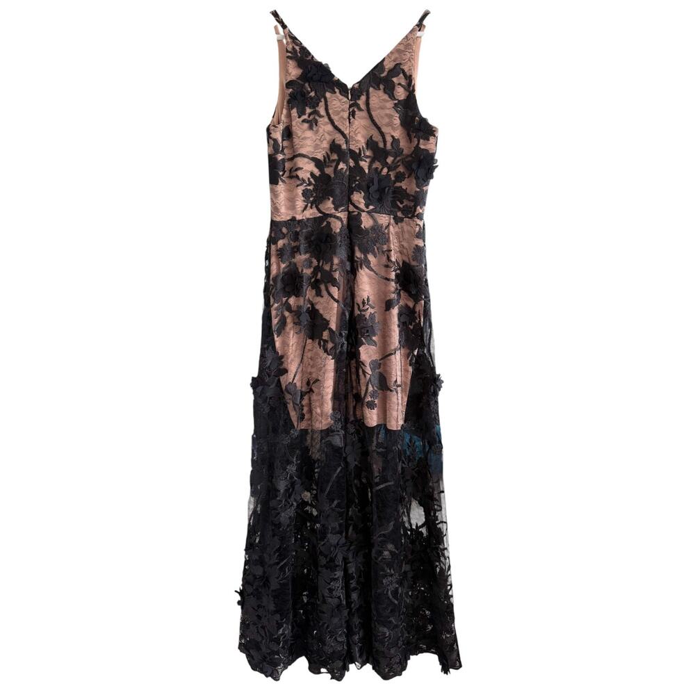 Dress The Population Sidney V-Neck 3D Floral Applique Lace Gown NEW Size Medium - Picture 7 of 10